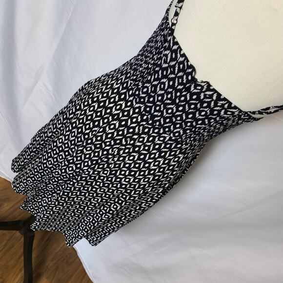 Old Navy Aztec Print Black an White Spaghetti Strap Mini Dress Size Small Womens - Picture 7 of 13